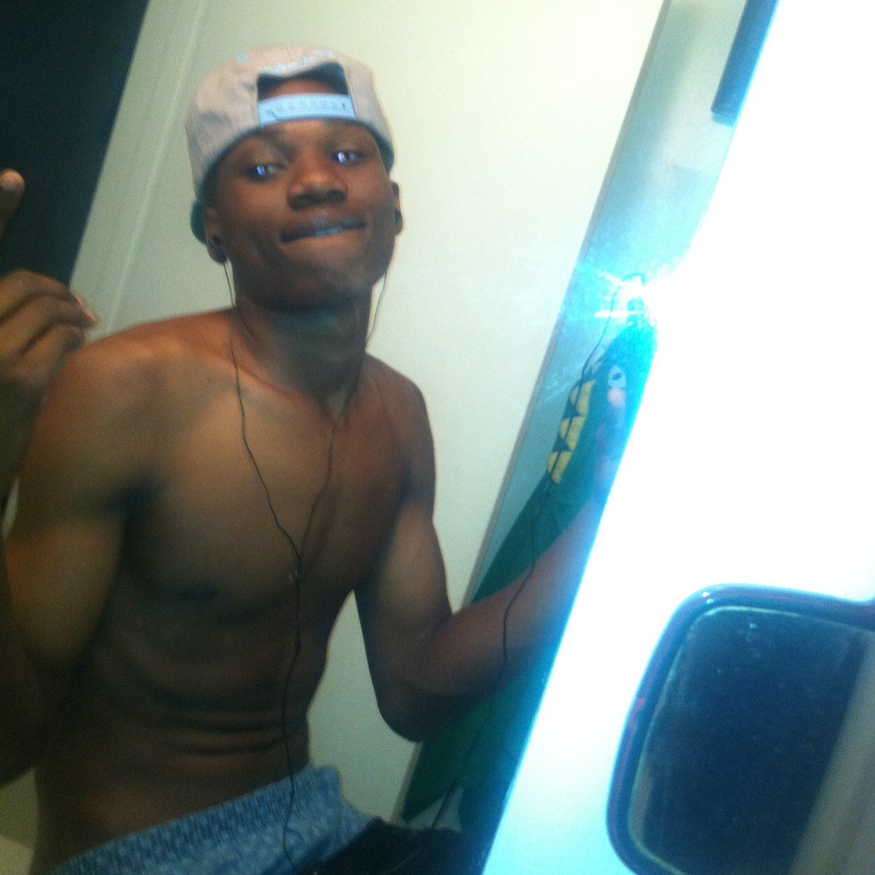 In School , Get High wit dah Homies Follow me and ill follow back 0yeah bad bitches only