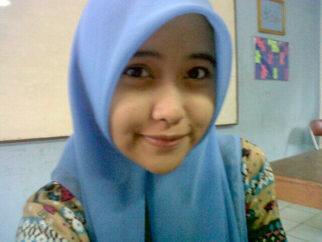 AnderestaIntan's profile picture. Semangat !