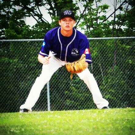 Just another kid with a dream of making it big ! twitter avi is me #TeamCanada #CanadianGent
