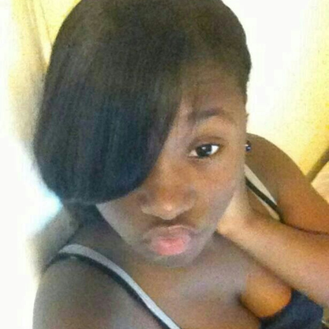 Lovee of mii life KDP ❤️BasketBall IssLifee Alwayss GootThaa GWAP . Follow Mee on IG @_yunoociera