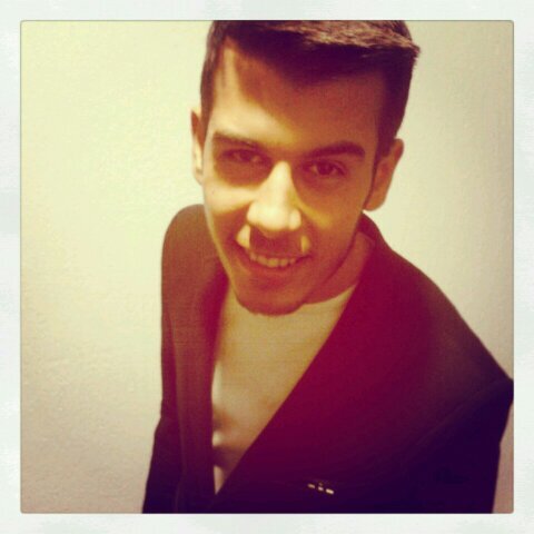 AynadakiG's profile picture. 