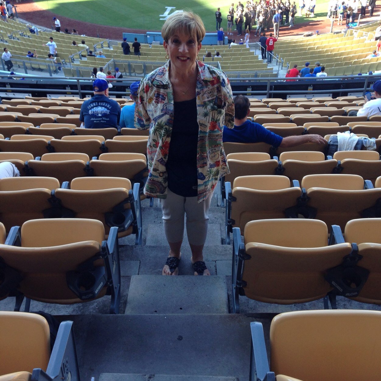 Wife, Mother, and Bubbe. Sports fan in general, baseball particularly, and the Dodgers are my passion, as are the Temple Owls! Love #POTUSJoe #Resist!