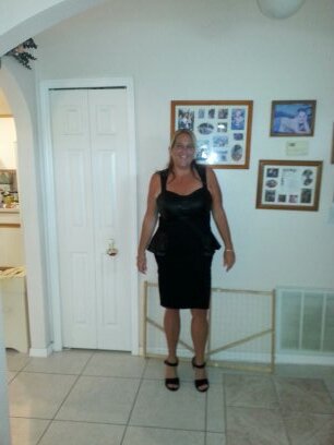 I am a married mother of two boys. I love shopping coupon and always getting a good deal. I also am very into working out and being healthy.