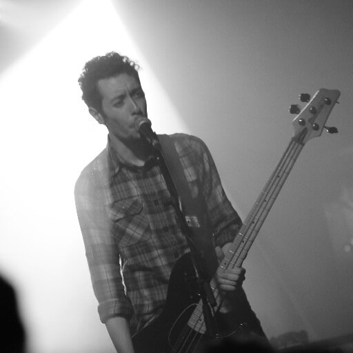 26. Bassplayer in @BNFCTRS, alumni student Musicmanagement at @PXLMusic, music promotor at @dienstjeugdgenk and @genkonstage