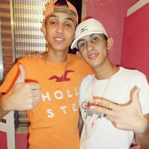 Foto de Capa:Meu Filhão   Foto de capa Da Karolyne:Minha Filhota  Amo Muito Vcs Karolyne e DEUS Muito  Obg Por ter me Dado esses Linduxos