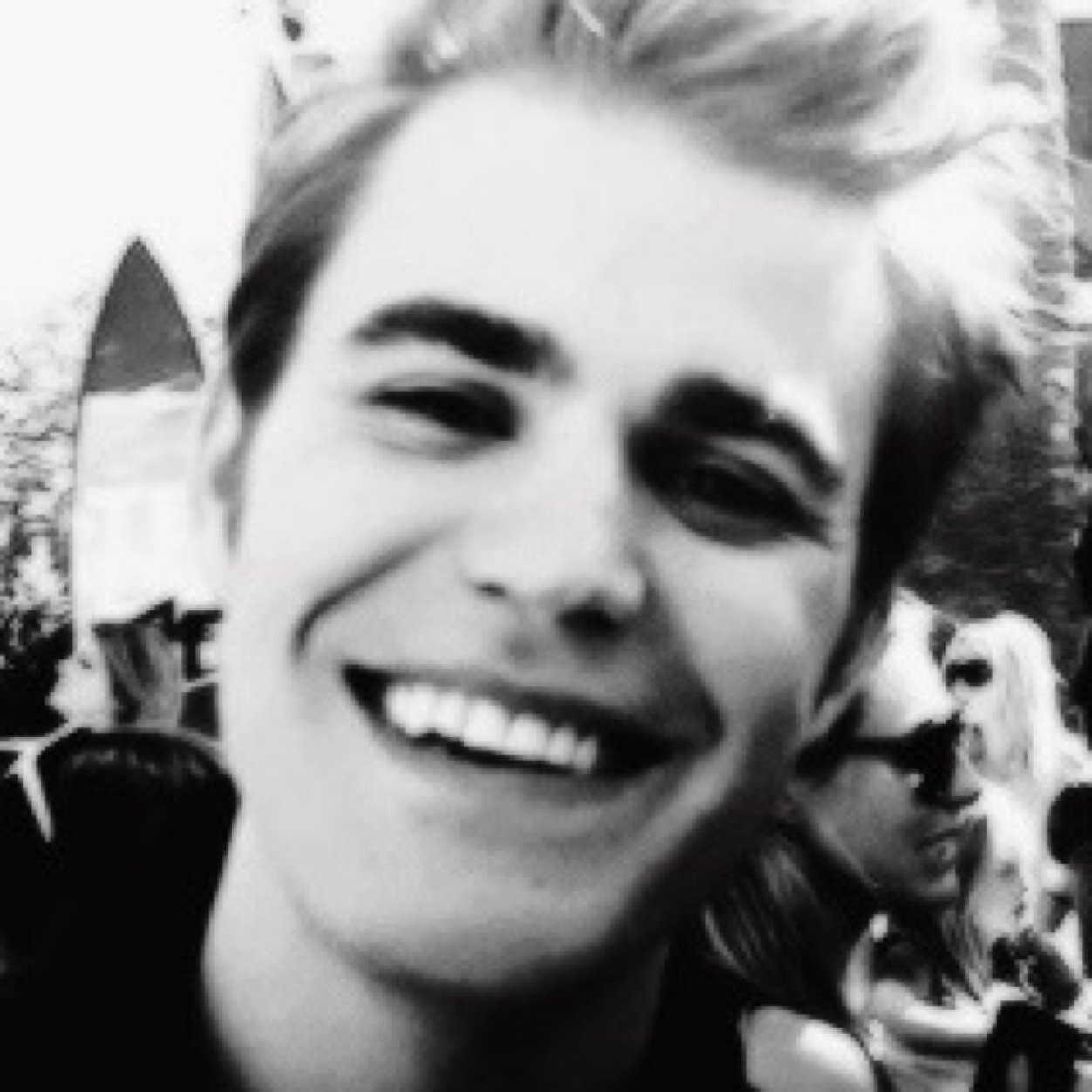 Do you like the vampire diaries? please follow @beautystelena and she will follow you back ❤️