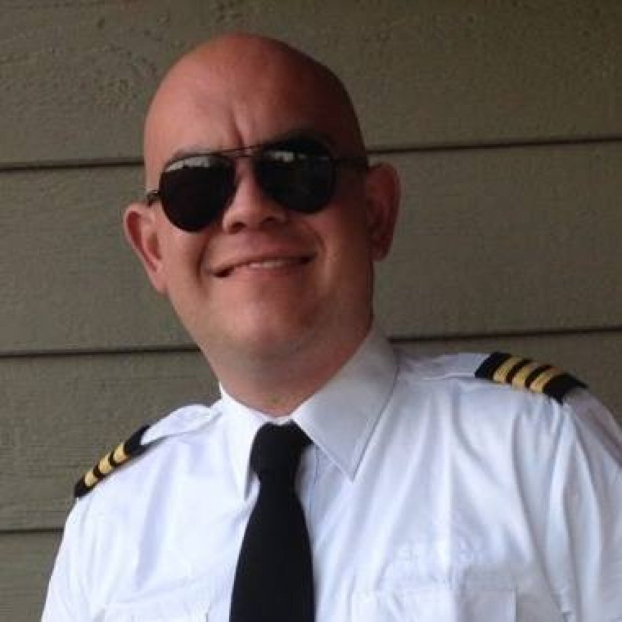 wirizarryjr's profile picture. 