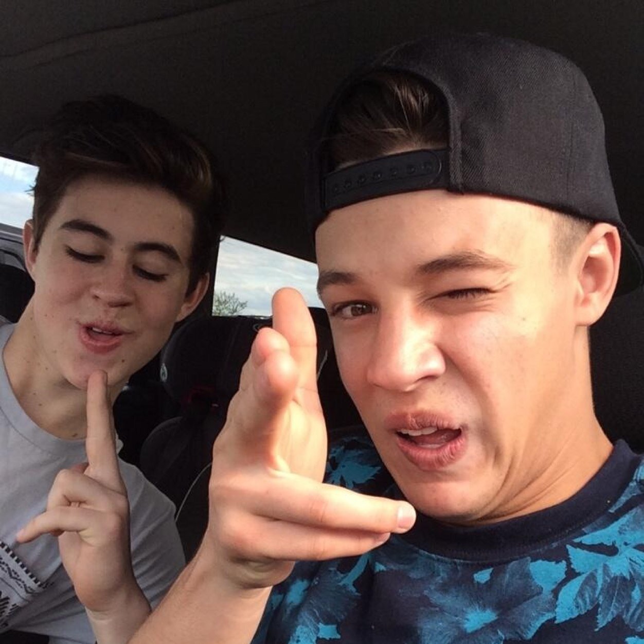 amymarielinehan's profile picture. Magcon boys are life