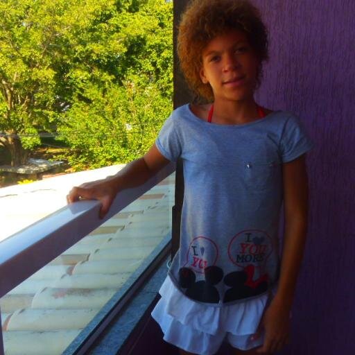 SOU,BOLIEVER,LUANETTE E LINDo SO ISSO quem me seg eu seg dnv