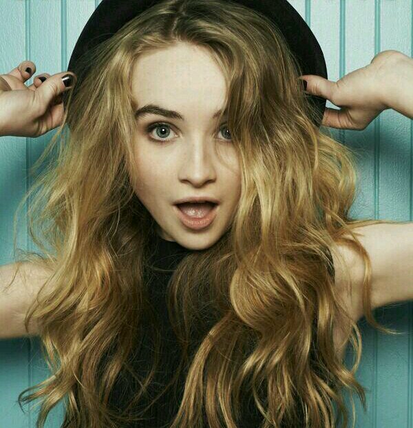 MayaThomasRP's profile picture. The name's Maya Thomas,@AveryThomasRP's cousin. I'm 16 and I'm sort of awkward and crazy....in many ways. (longer bio in link below) #OC #DWRP #MV #ProjectLG