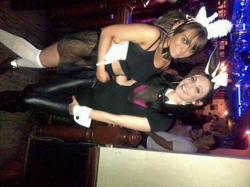 caseyrose8's profile picture. middle finger up to all of use hatein.....   also follow @ricokashif,@odtenterprise.com keep followinggg...... ♡♥♡☆★☆