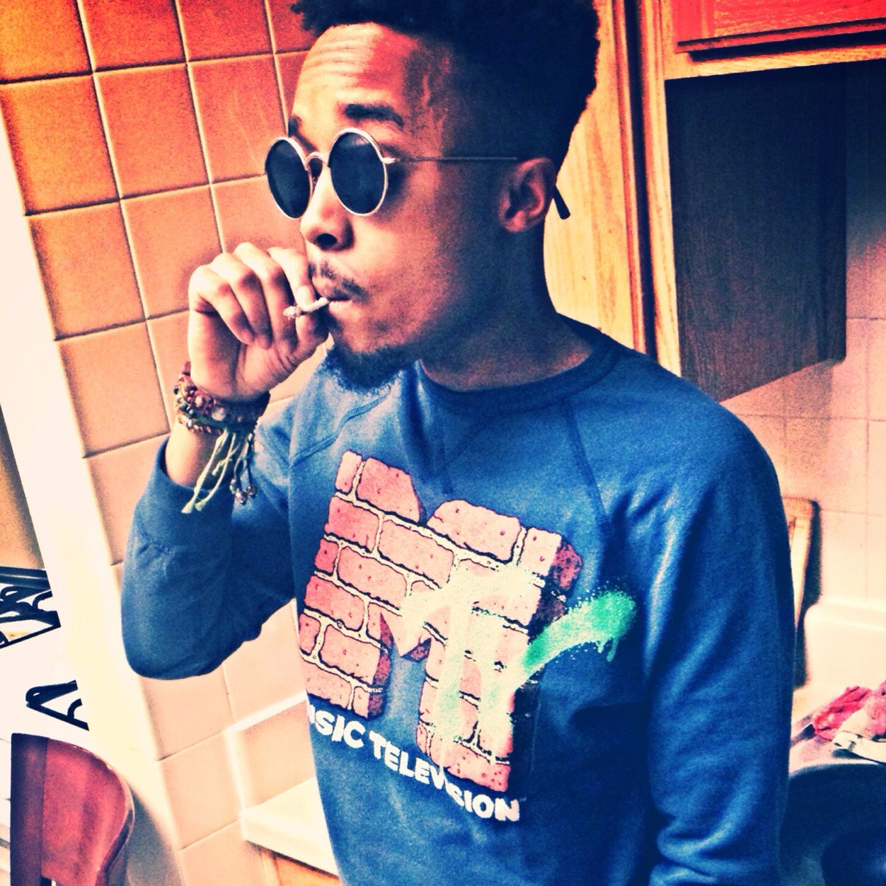 My white friends call me ratchet , my niggas call me sophisticated #Virgo ♍️ #CloudBased ☁️