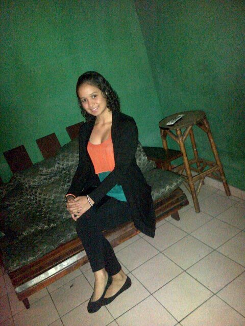 arii_291094's profile picture. Counting stars