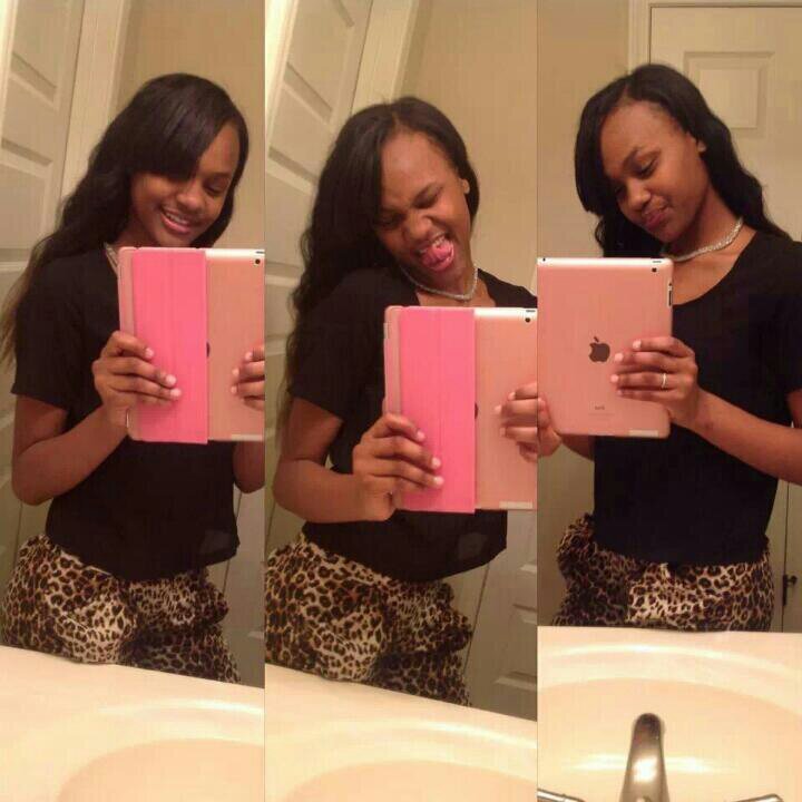 - follow me on ig @shecute_ornaw ♡♡