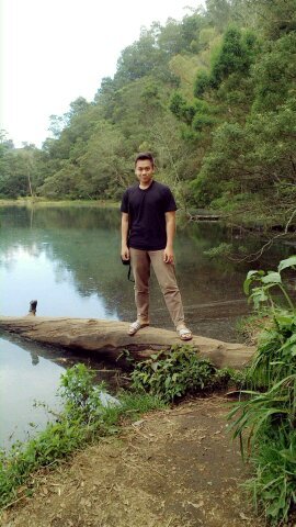 i'm Sociable, humble, n always love you Dhinije ;)