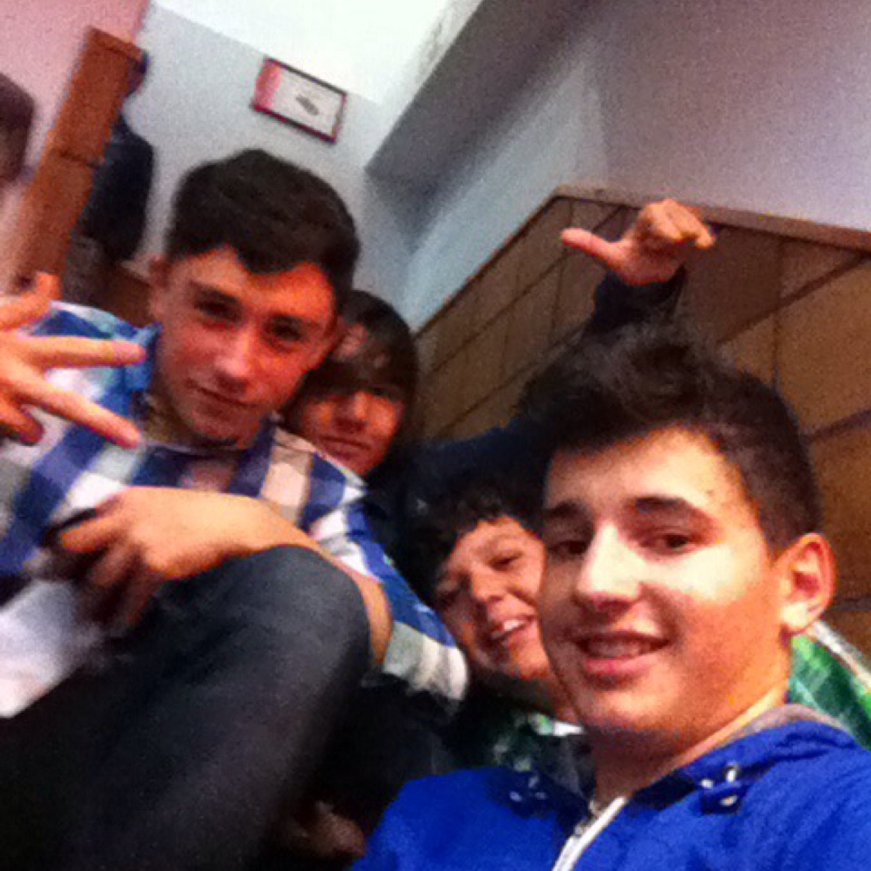 14. aries . amante del futbol . FCB . amigos de mis amigos