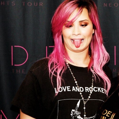 ♥ KELOVER + GLEEK + LOVATIC ♥  Since: 28/09/12