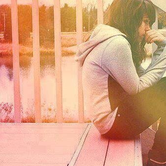 Mentesaurio's profile picture. Soy un patético a mí modo, pero me mofo de la absurda realidad por medio de  mis letras, me atrae el arte más allá de los sentidos, psicodélicamente vivo.