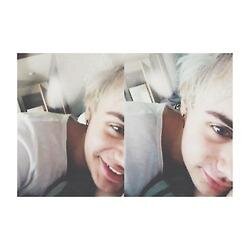 go follow @pdxclifford and rt the link and ill love you forever
