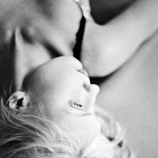 madara_um's profile picture. ar vienu vārdu - forša, ar diviem - ļoti forša. :)