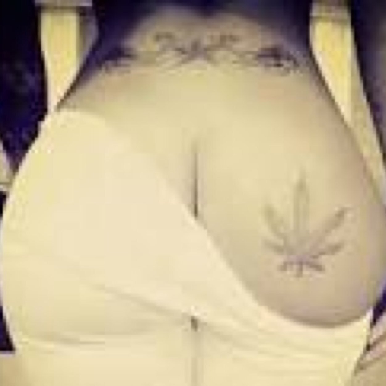 Tweet or dm pics with #SG for shoutouts! | #StonerGirls | | #DrugBabes |
