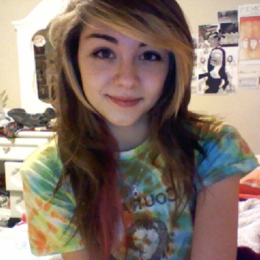 JenniferHeartsp's profile picture. Forgot my old password… need to stop memorizing song lyrics and remember LOL. Ilike bands. #1D #bmth #5sos #mcr #ptv #sws #mmf @anewdayofficial @ivegotgloria ❤️