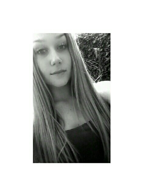 -15 y/o. -Top A1. - IG; xNoellee_