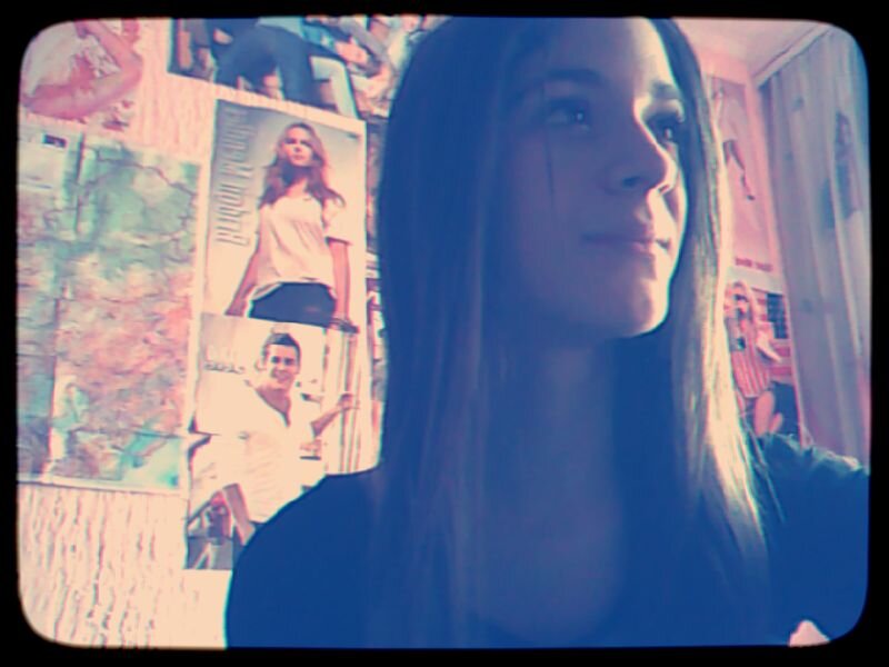 ShanelNOPE's profile picture. Hi,i'm Shanel#NOPE#I'm 15,i like skittles,i'm a modal,singer,and I baby-sit the kids.Follow me on vine https://t.co/lQ4cOFKBvk 3