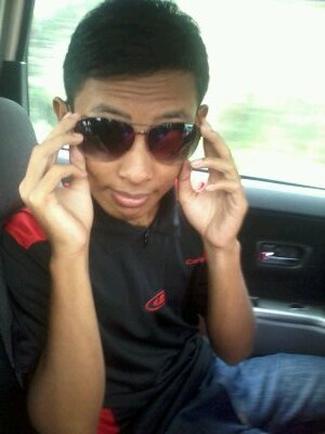 helmihariri59's profile picture. nk pakai phone mahal²...tp tk pandai gune tk leh gak....haha ﹋o﹋