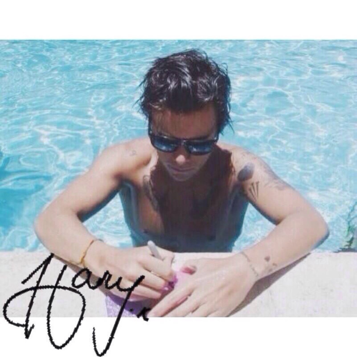 narrys_slut's profile picture. ryan beatty & watercolor follows // Brett Davern rt'd & replied twice