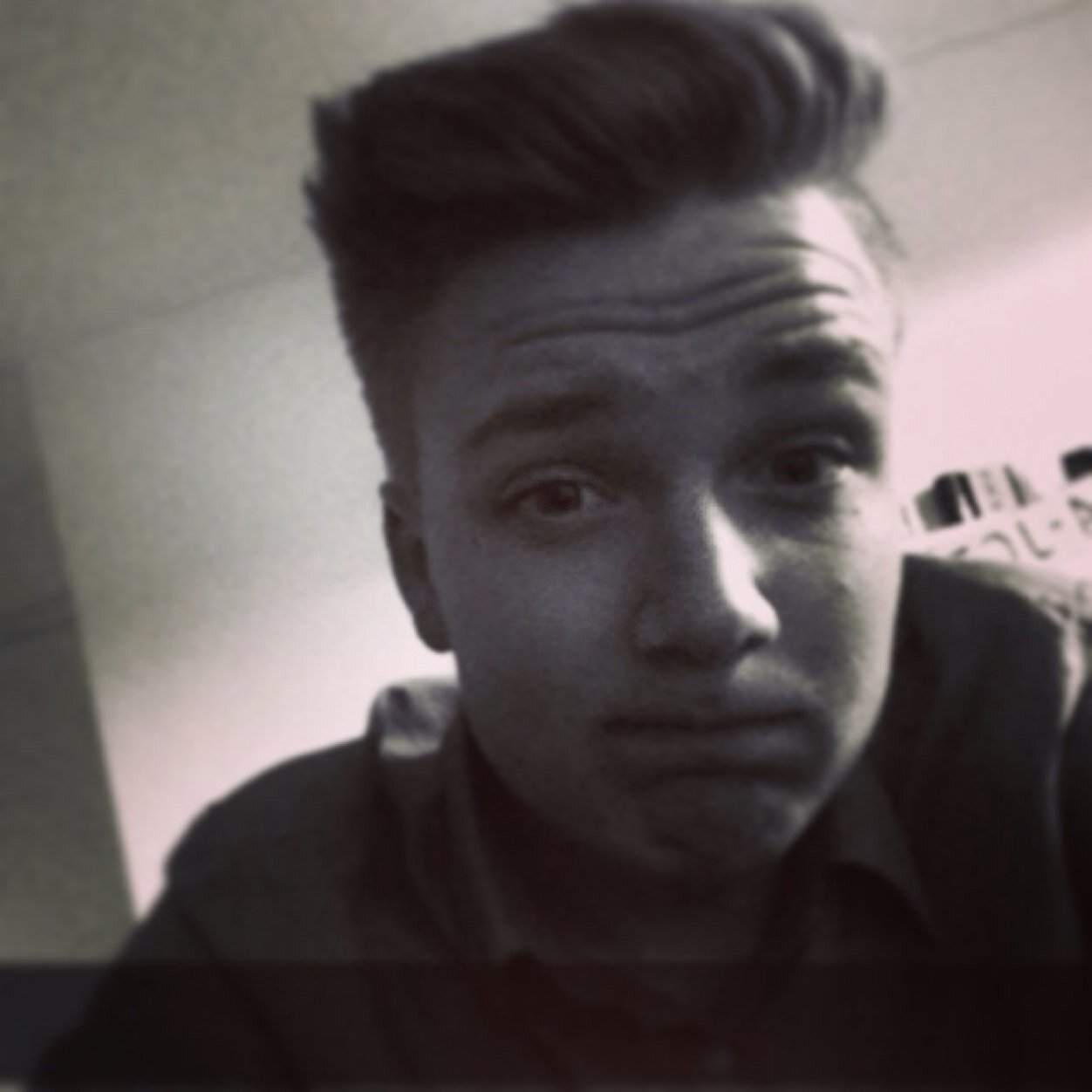 iG = tryb4udie 
Fb = Steve van Hassel