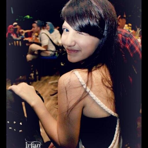 Creative CassieVers always support @cassandrasleee @cassandraalees