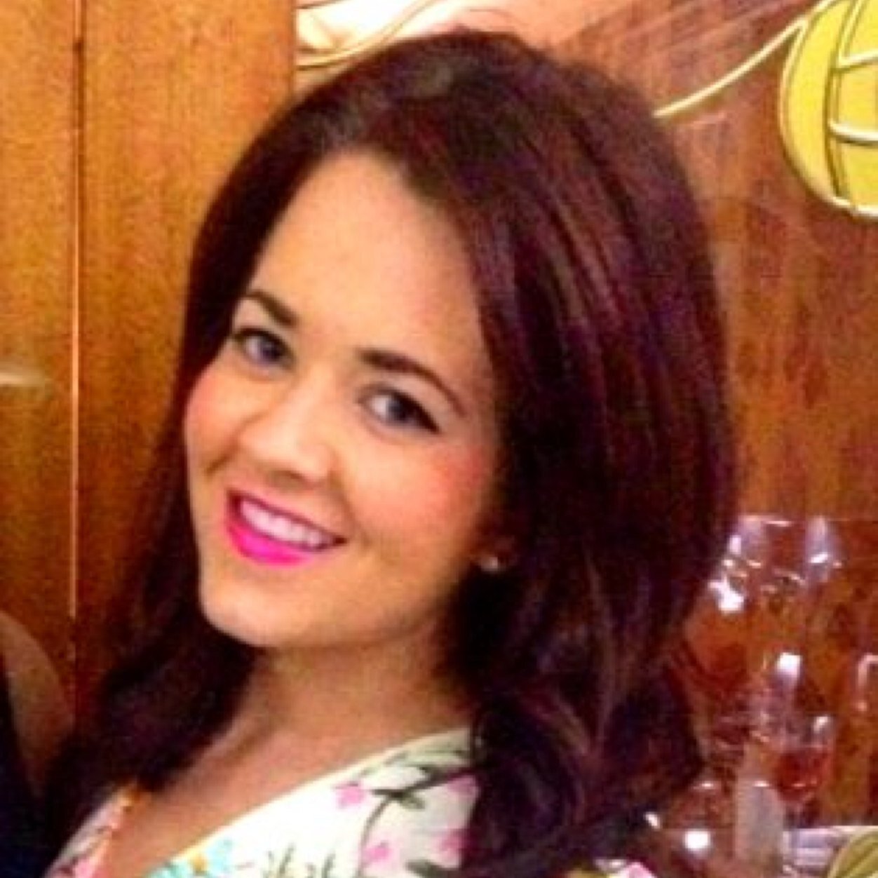 laurenturner24's profile picture. Bee yourself; everyone else is already taken.” ― Oscar Wilde