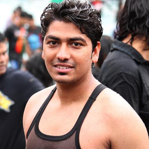 Software Engineer by profession,Loves to hang out with friends,Close to nature and like to visit places close to nature.
