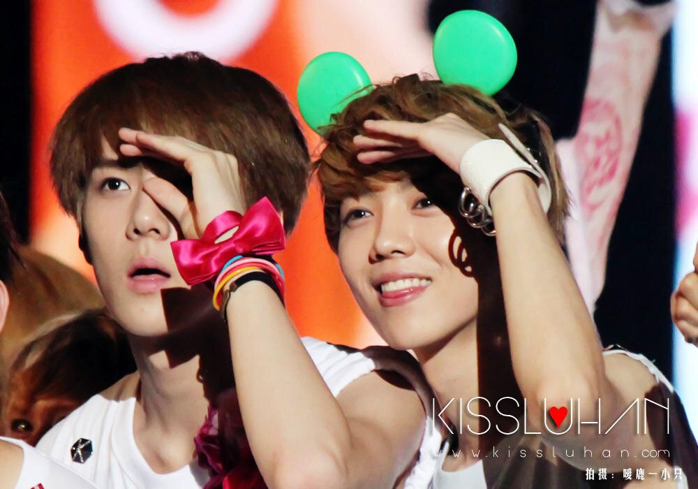 I really love Luhan!! AND HUNHAN IS ALWAYS REAL!!
