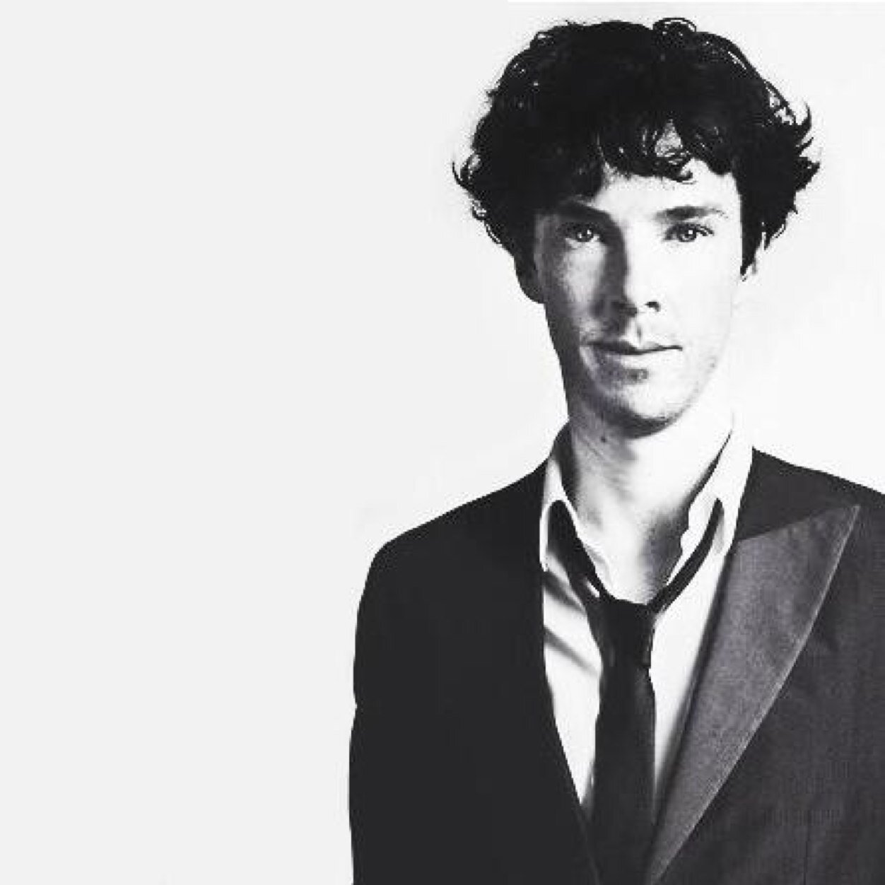 Dearest brother to Mycroft | Im not even close to being an adult~ in love with @Harkness_Sam~ {Parody/Crack/RP} #MultiFandoms {14-24}