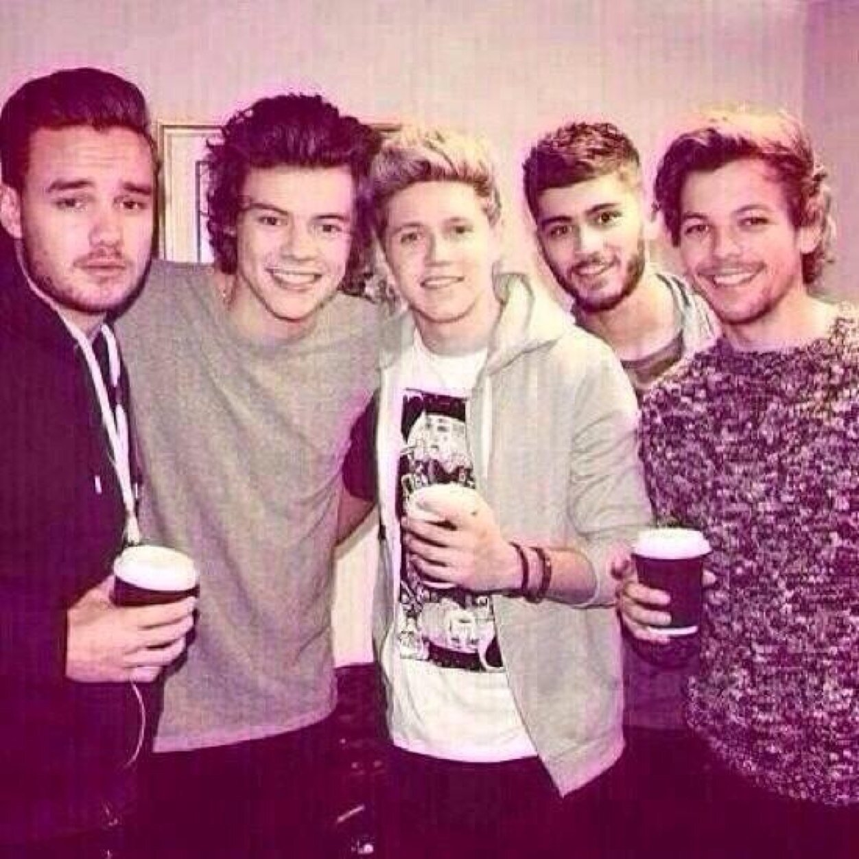 YouToKnowThat_'s profile picture. Follow @horanpopcorn :)