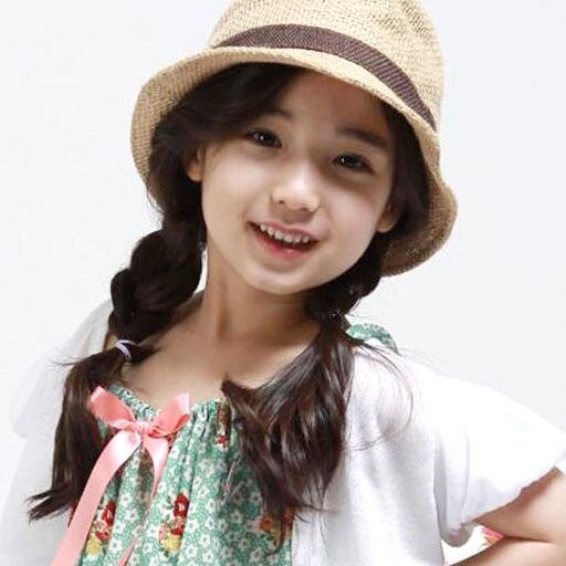 Ulzzang kids Aleyna Yilmaz 알레이나 일마즈