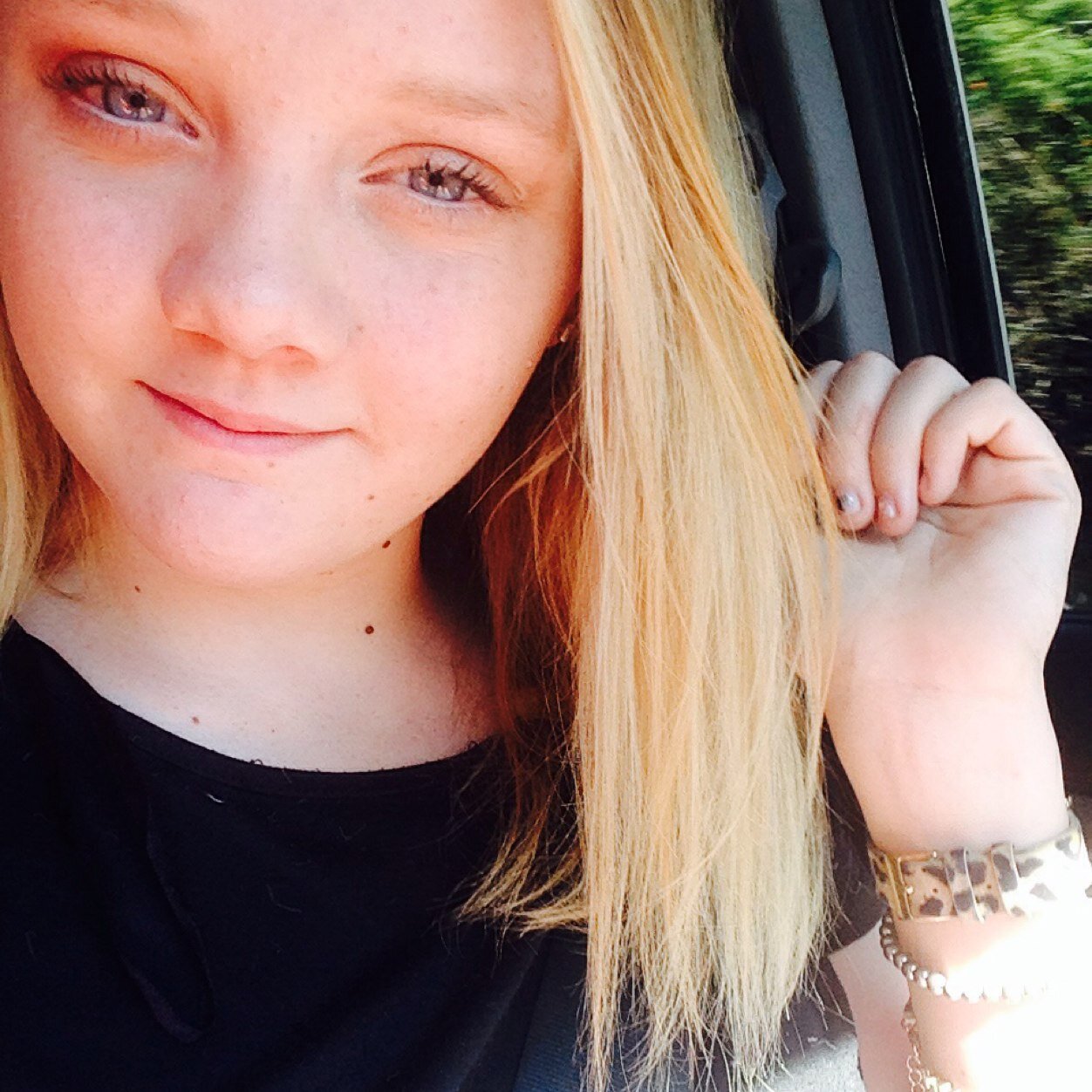 Just living the adventure • 14 • theres a guy in my life who im very close to  • single • joel • level 3 tumbling •