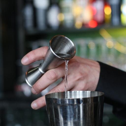I+Drink es una nueva forma de entender la coctelería. Un concepto que busca instaurar una nueva cultura del beber. Eventos, catering, formación, asesoramiento