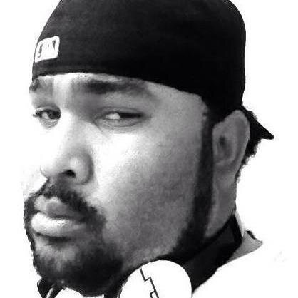 Dj/Producer! Let's get #turnt! https://t.co/PuhyjEg05t https://t.co/GbI587OTZS