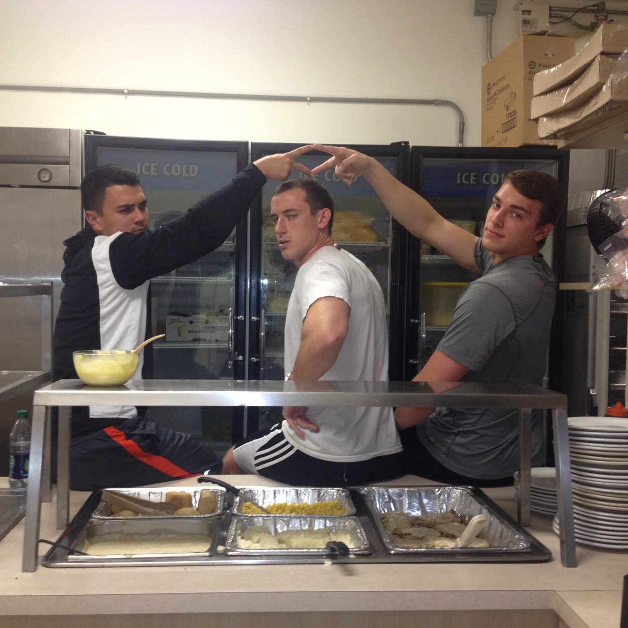 The Real House Boys Of ΑΔΠ. We follow back because #WLFEO!!!!!!!! xoxo