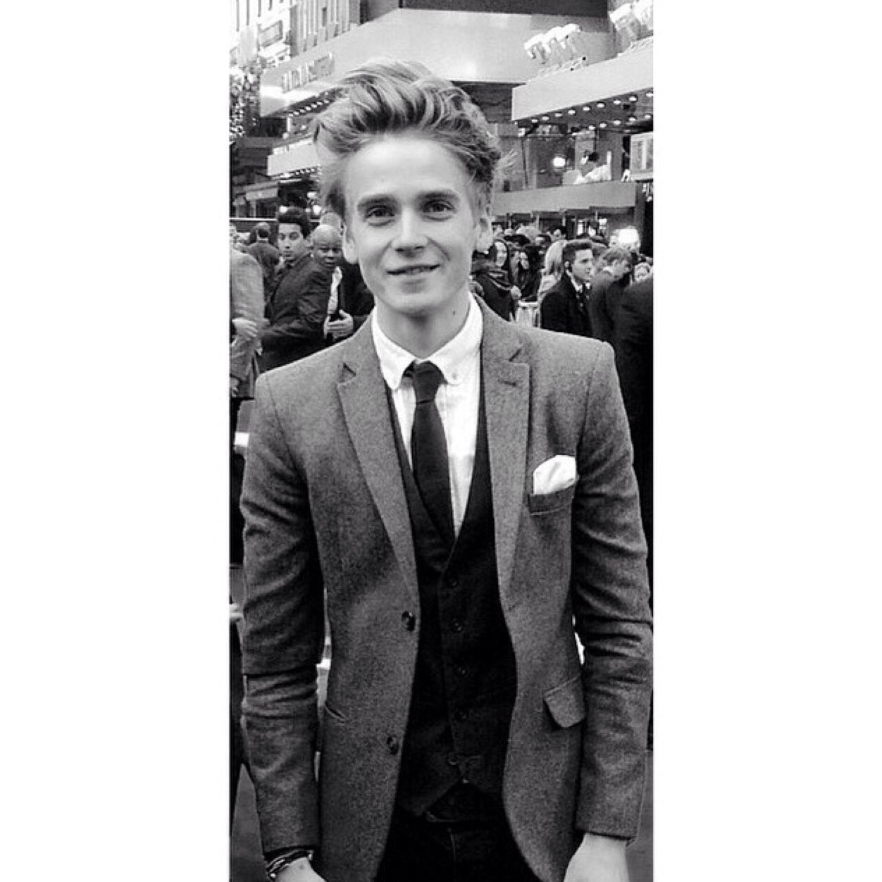 Joe sugg and his crew