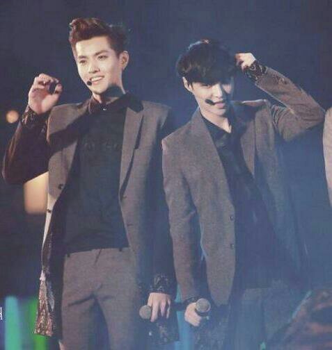 [ พี่คริสก็เป็นของผมนะ : จางอี้ชิง ] #Krislay EXOมี12คนมาตั้งแต่ต้นและจะมี12ตลอดไป ไม่เคยยัดเยียด | #Bnior Got7