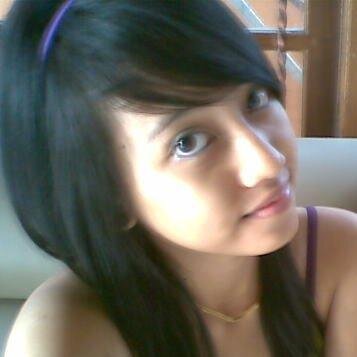 bodemeer's profile picture. slalu ceria & merindukan mama