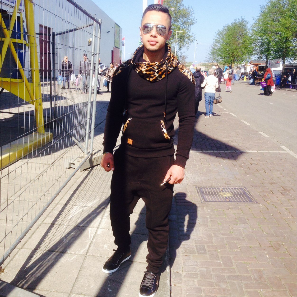 19_firoez's profile picture. 