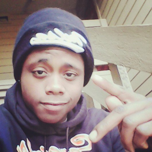 potts_marlon's profile picture. i have 2 brothers marshon ad mannie iam single and love kicking with my boys and i love helping people