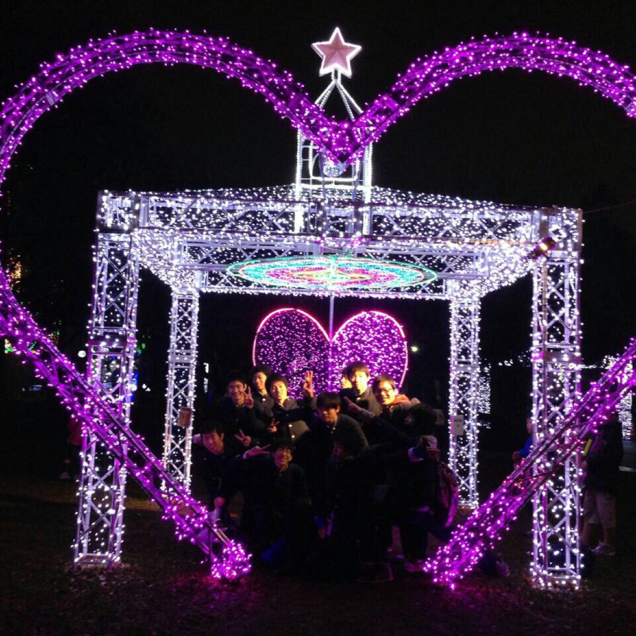 a_dance_aruaru's profile picture. 足立学園ダンス部あるあるです。ダンス部じゃなくても同じ学校じゃなくても少しでも興味もったら誰でも
フォロー、リツイートお願いします。