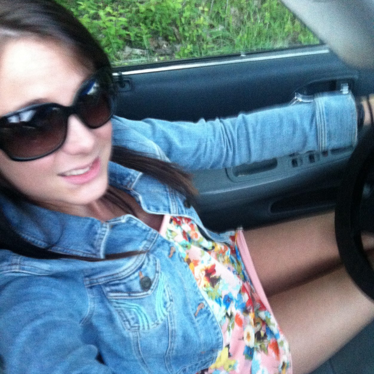 SummerHogan11's profile picture. Im engaged Getting married in 4.5 months 9.13.14 @jonathanbryan16 Dachshund mommy Just trying to figure out this thing called life