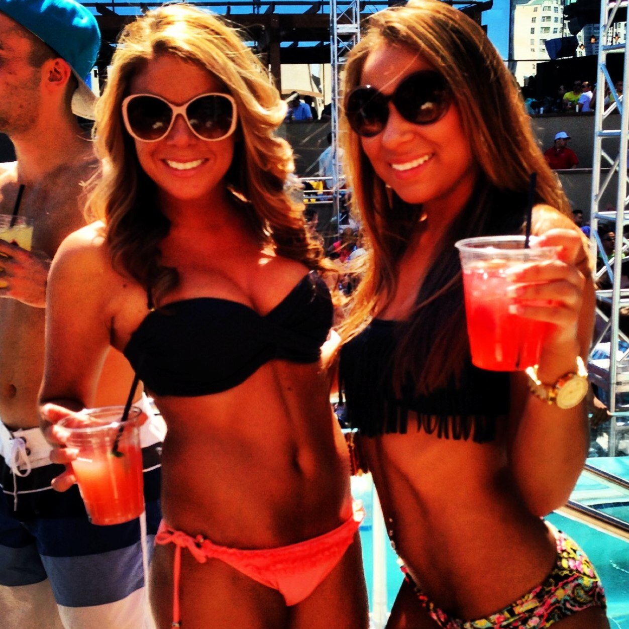 mar_nicolee's profile picture. love all, trust a few, do wrong to no one